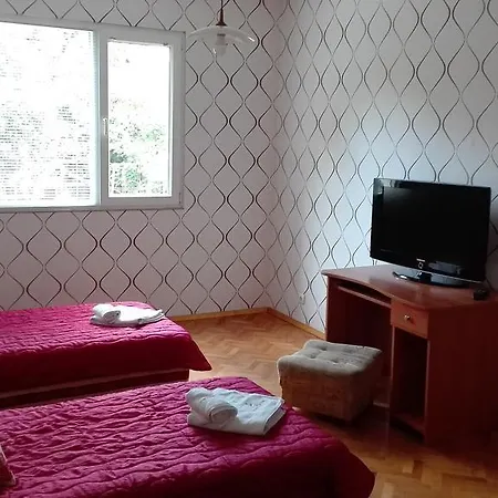 Apartamento Genevi *