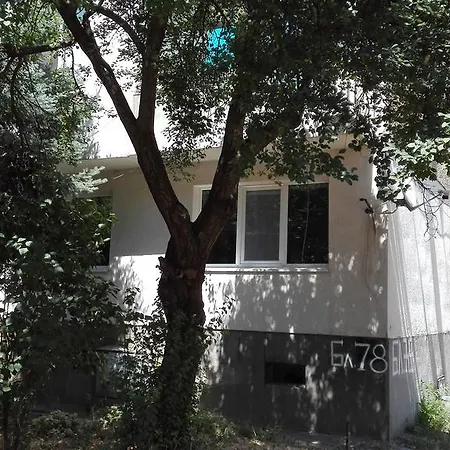 Genevi Apartamento *